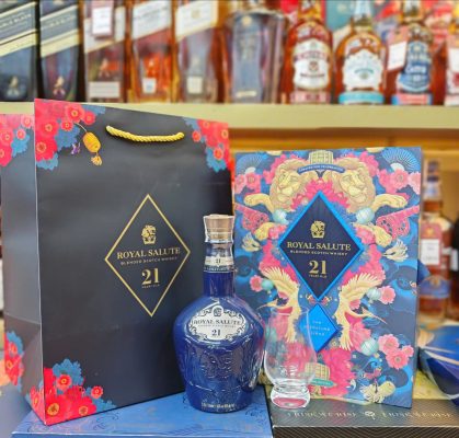 Royal Salute 21 Years hộp quà Tết 2026